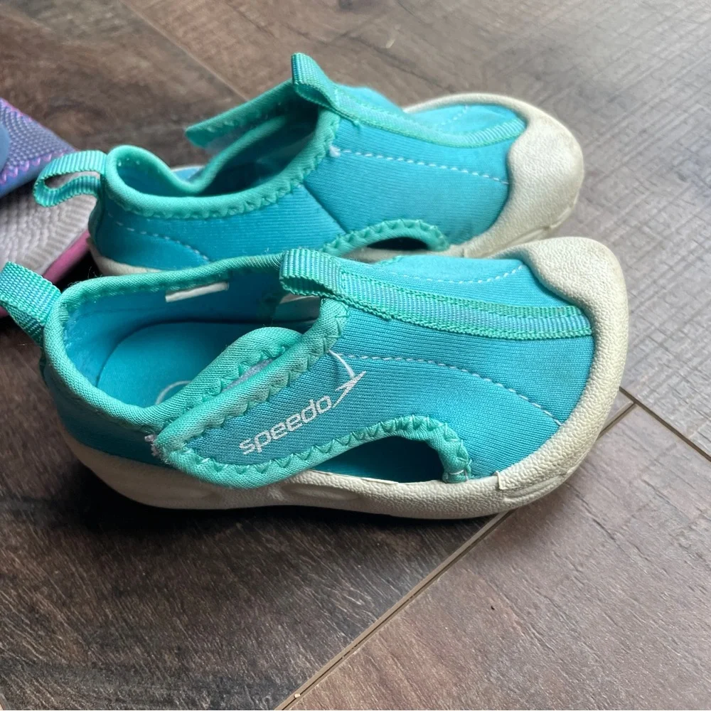 Girls Sandals - Picture 5 of 11